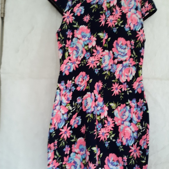 FLORAL PRINT DRESS - Picture 7 of 7